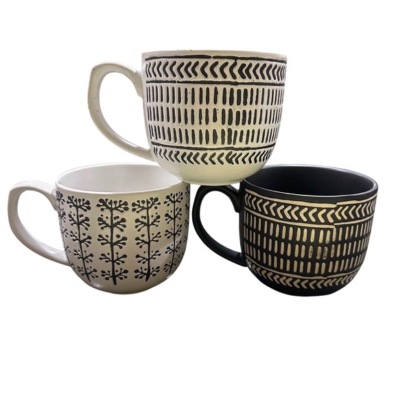 The Old Pottery Company Tribal Geometric Pattern Mugs Set of 3 Black White - Picture 4 of 12